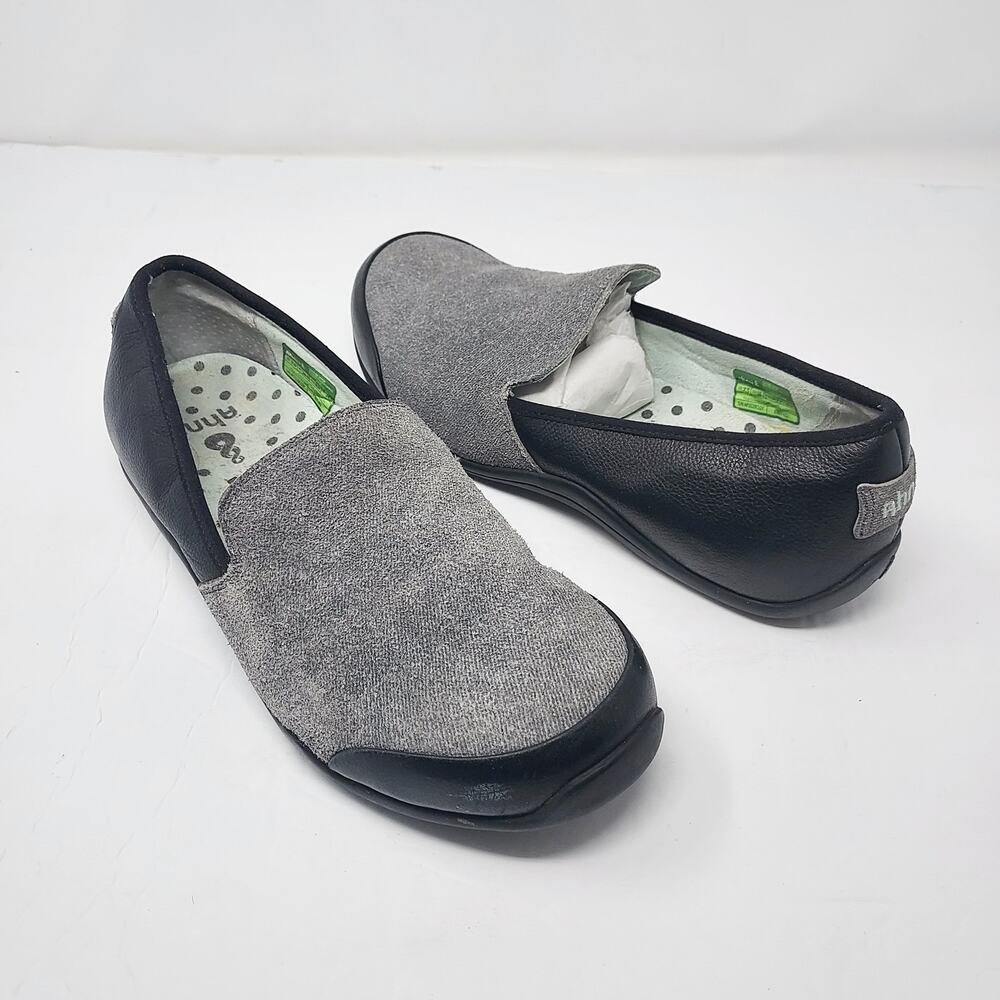 Ahnu Gray Slip On Leather Loafer Shoes Size 7.5